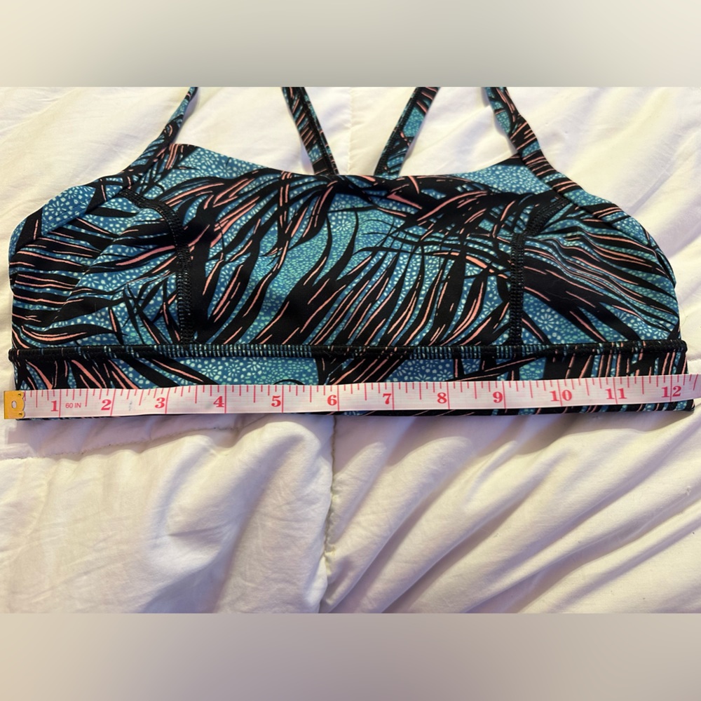 Lululemon Leaf Print Sports Bra in Black - Size 6 -Non Padded - Picture 8 of 13